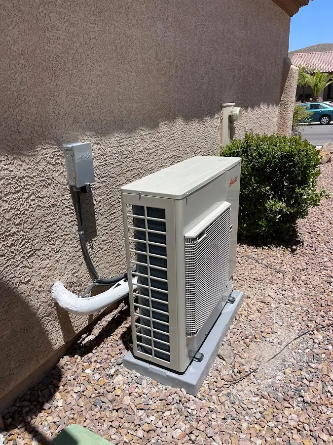 Residential air conditioning condenser unit in Absecon